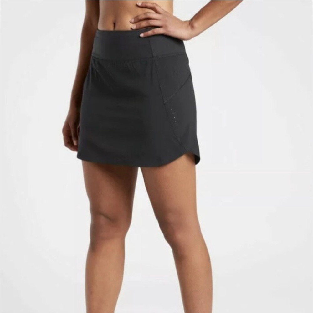 Athleta Run With It 16” Skort